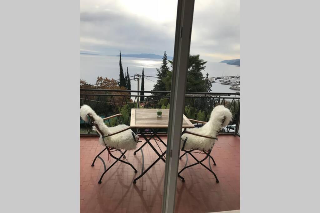 Apartamento Breathtaking Sea View App For 2+1, Bbq ...... Opatija Exterior foto