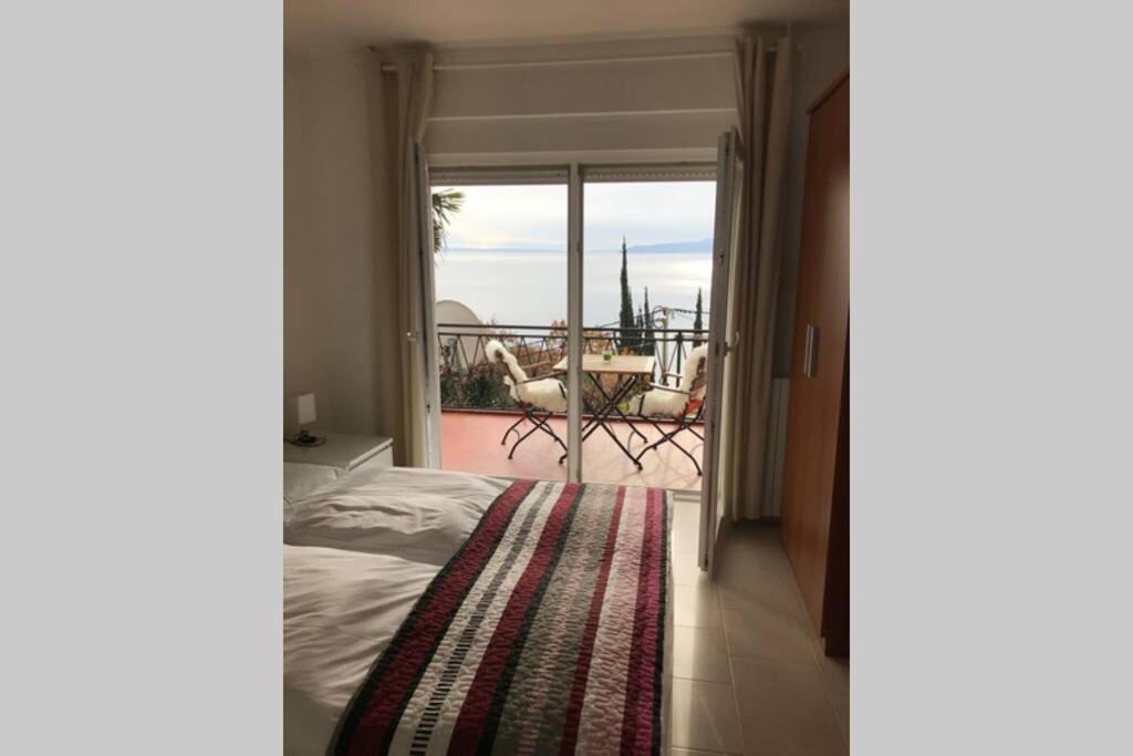 Apartamento Breathtaking Sea View App For 2+1, Bbq ...... Opatija Exterior foto